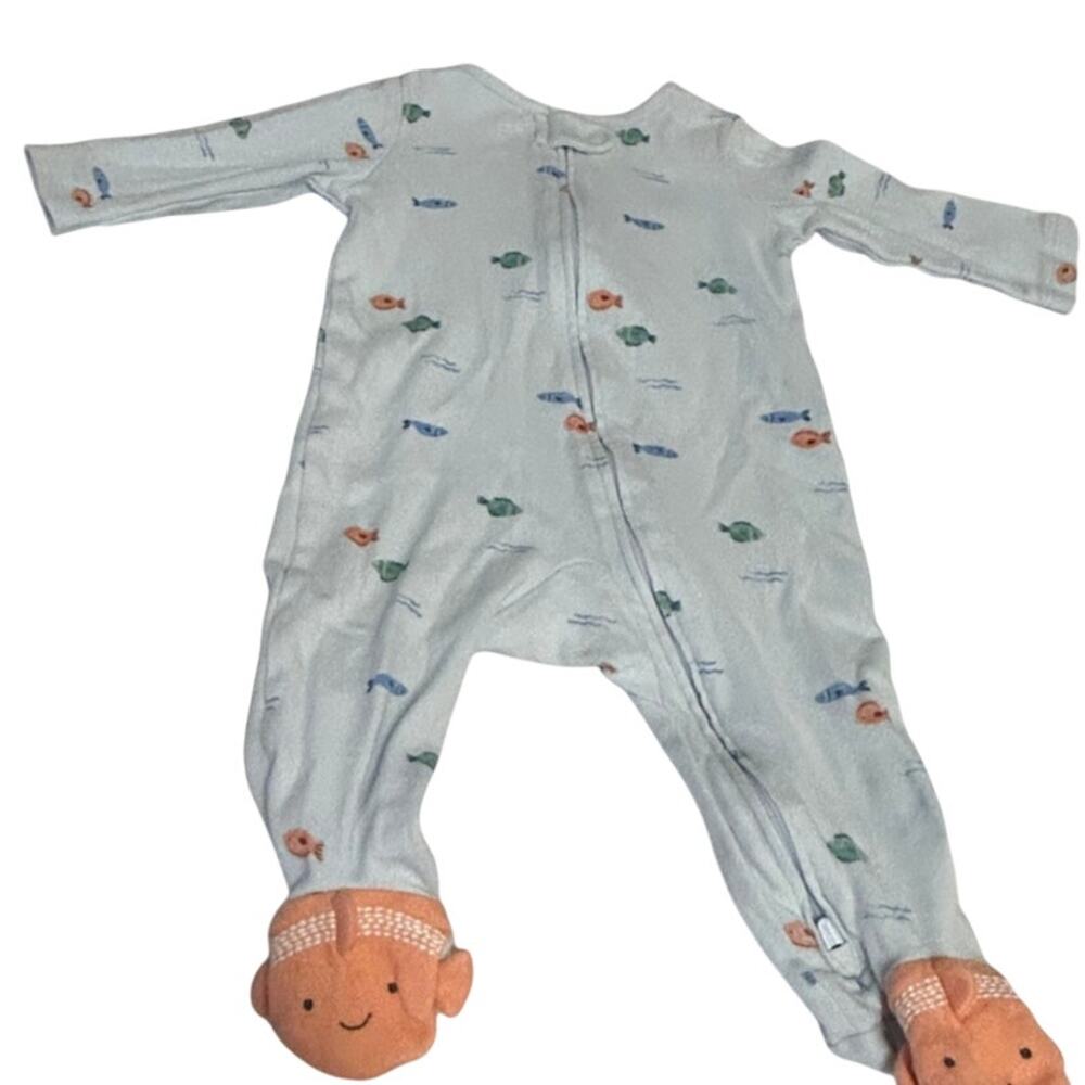 HB Baby boys sz 0-9 mth Goldfish Sleep N Play